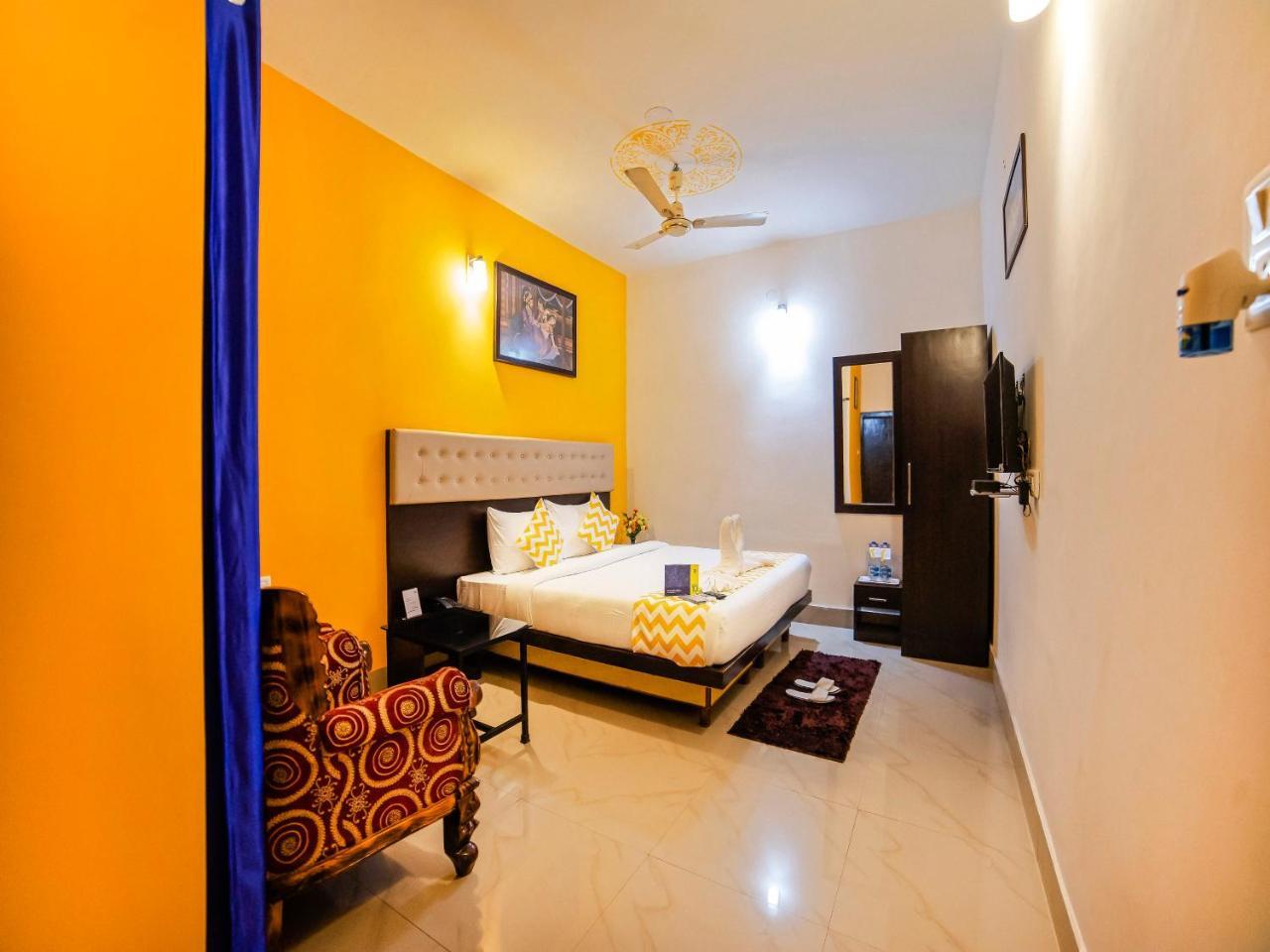 Yash Residency Hotel 3*
